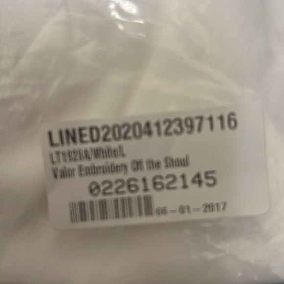 Line+Dot Revolve Valor Boho Embroidered Off The Shoulder Blouse White Blue Soft - Picture 6 of 8